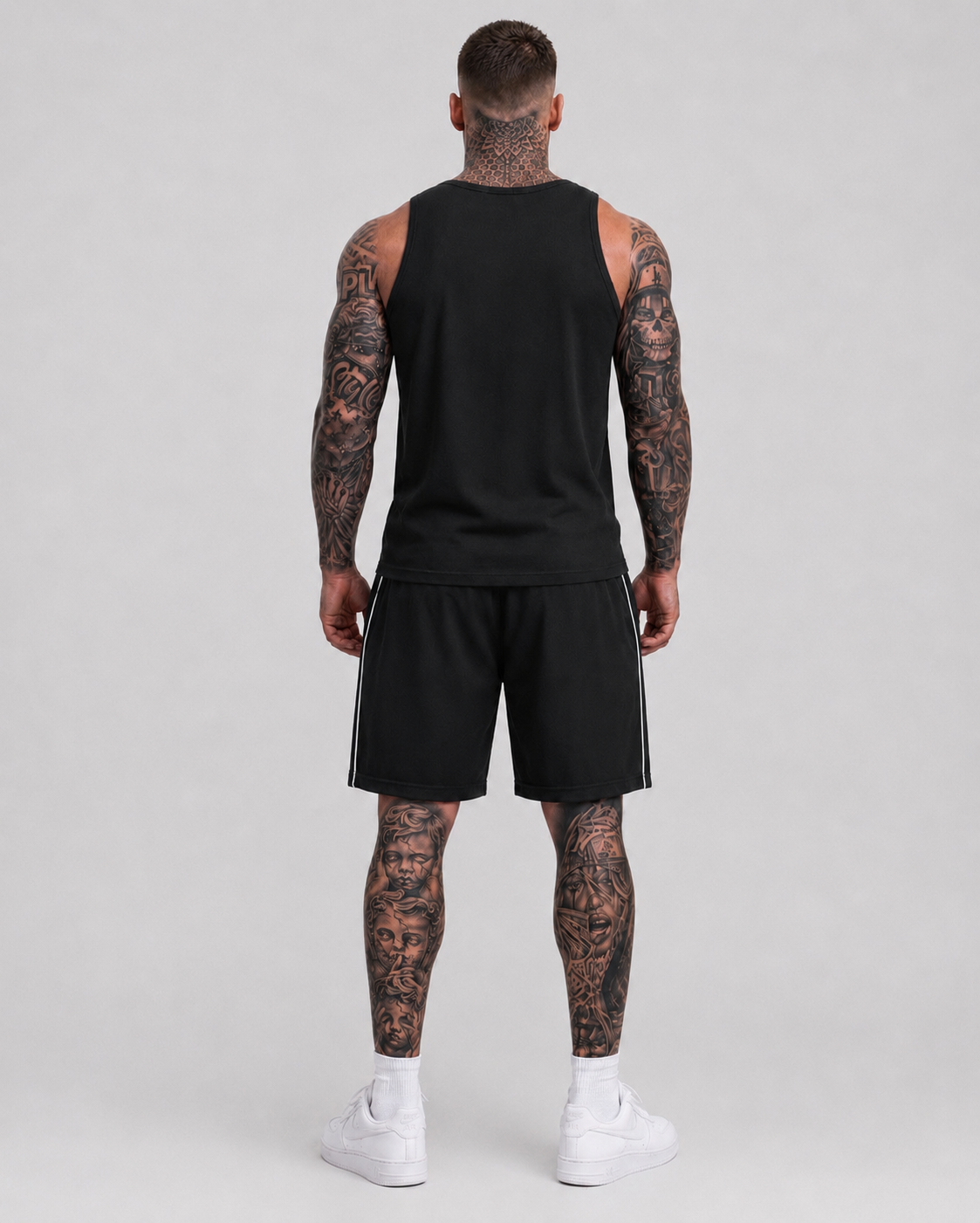 Essential Tank Black