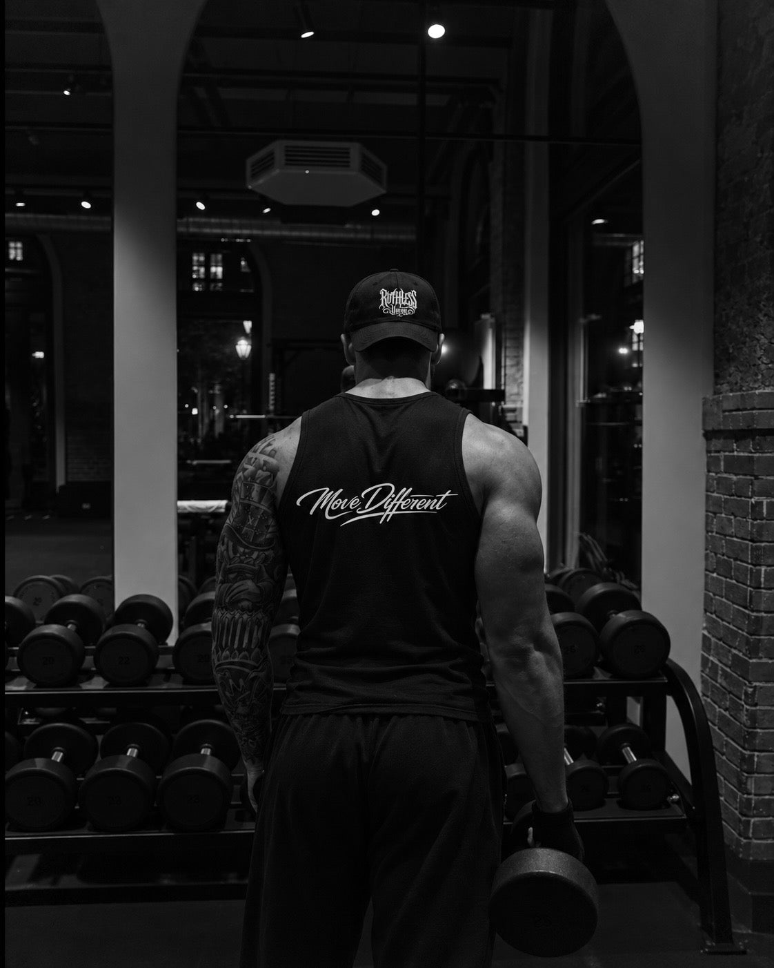 Move Different Tank Black
