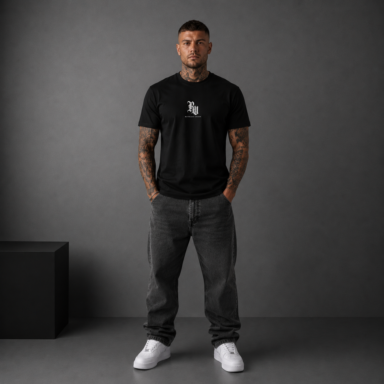 Script Tee Black