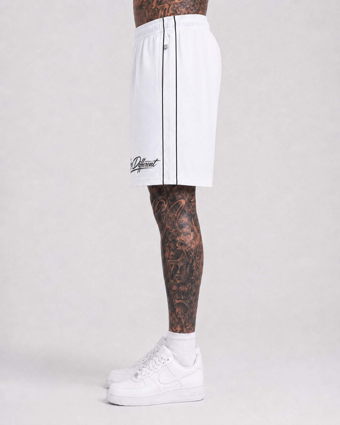 Move Different Performance Shorts White