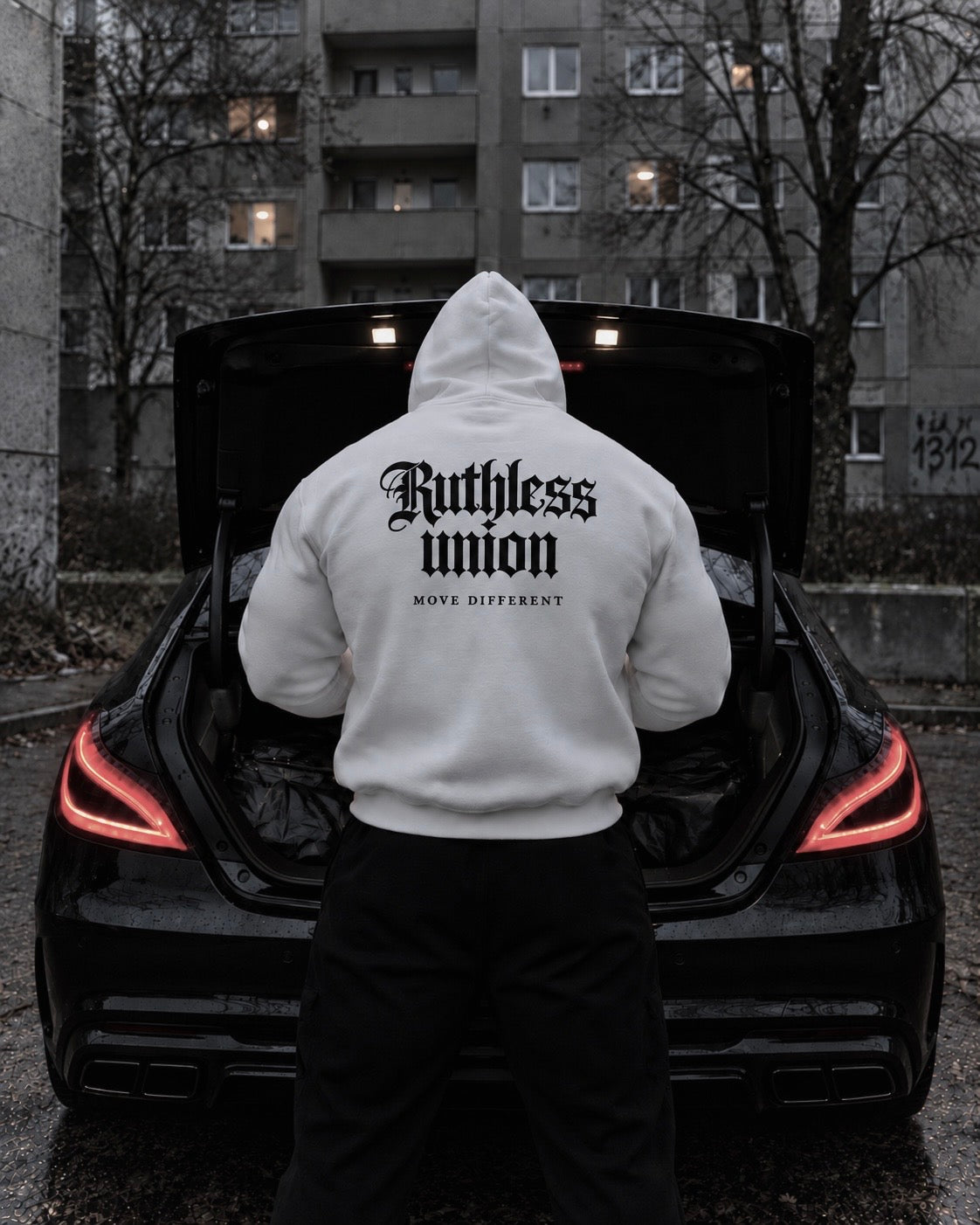 Riot Hoodie White