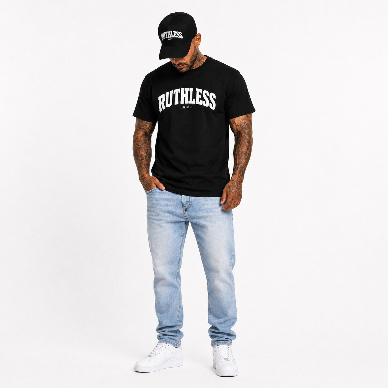 Essential Tee Black