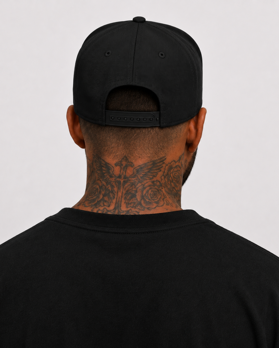 Essential SnapBack Black