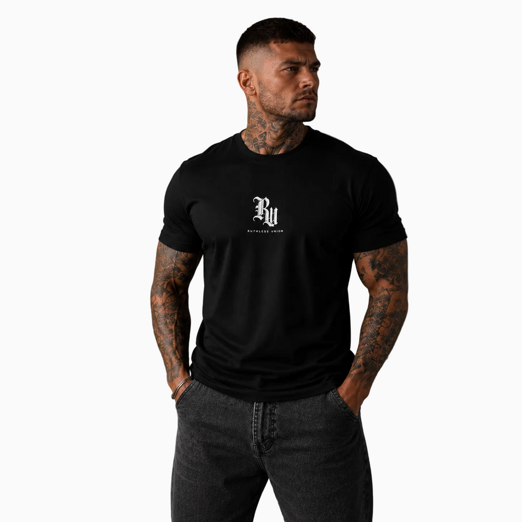 RU – SCRIPT TEE BLACK