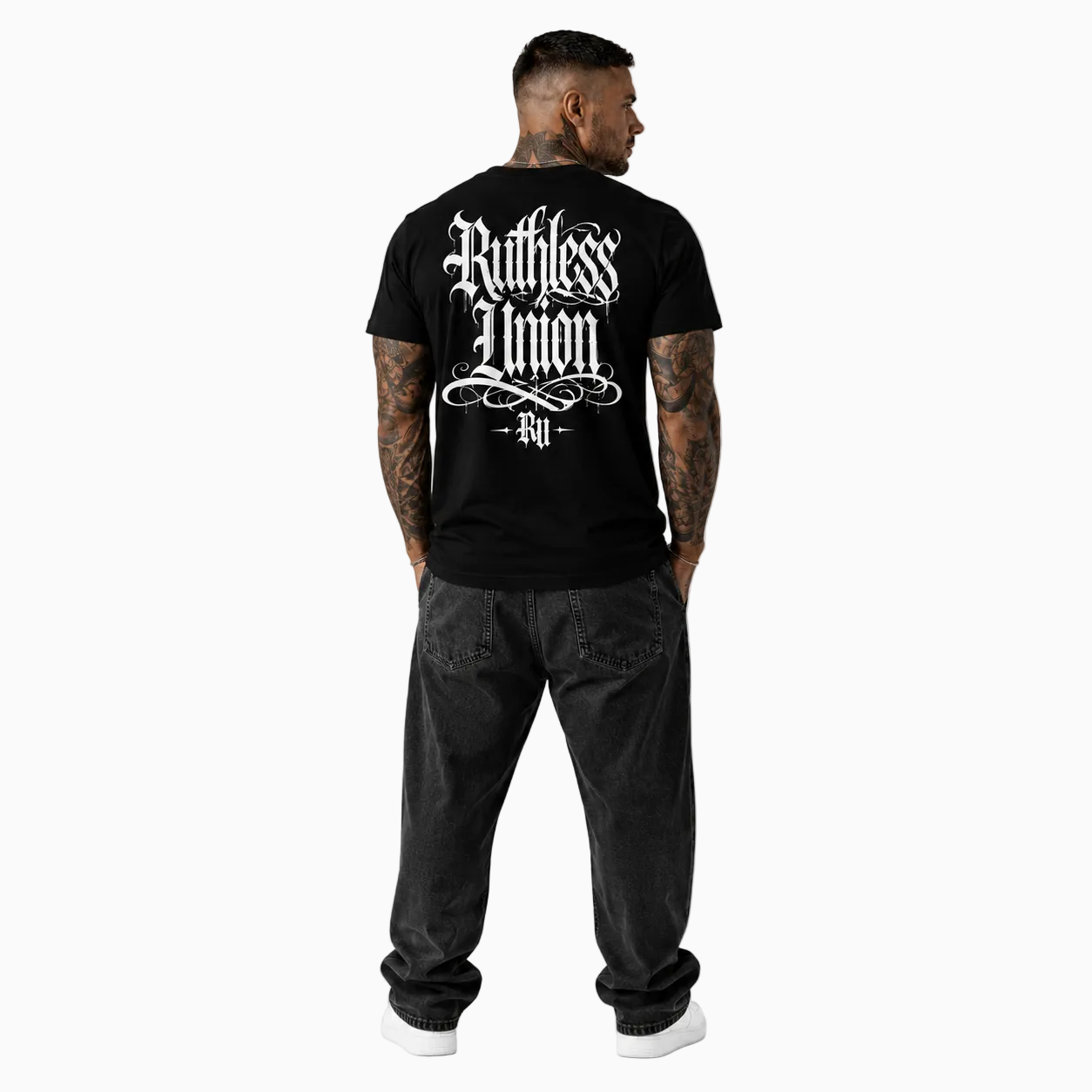RU – SCRIPT TEE BLACK