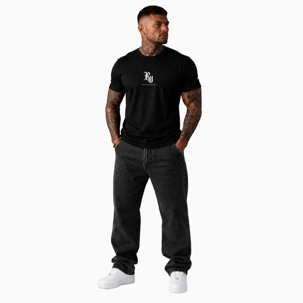 RU – SCRIPT TEE BLACK