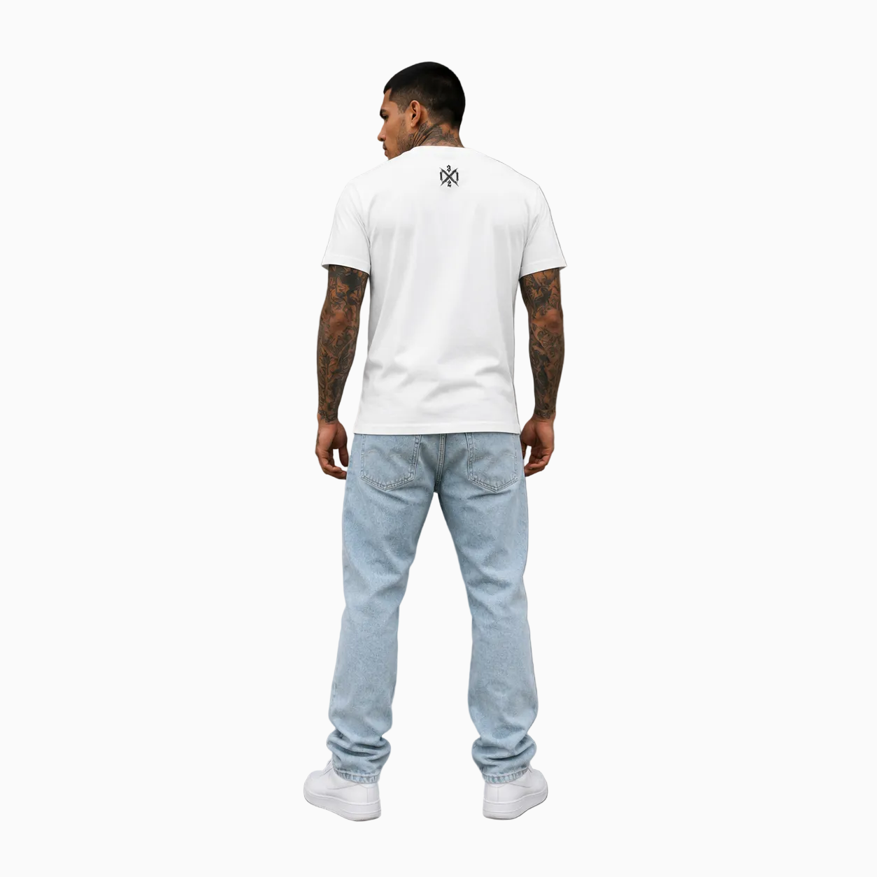 RU - AUTHORITY TEE WHITE