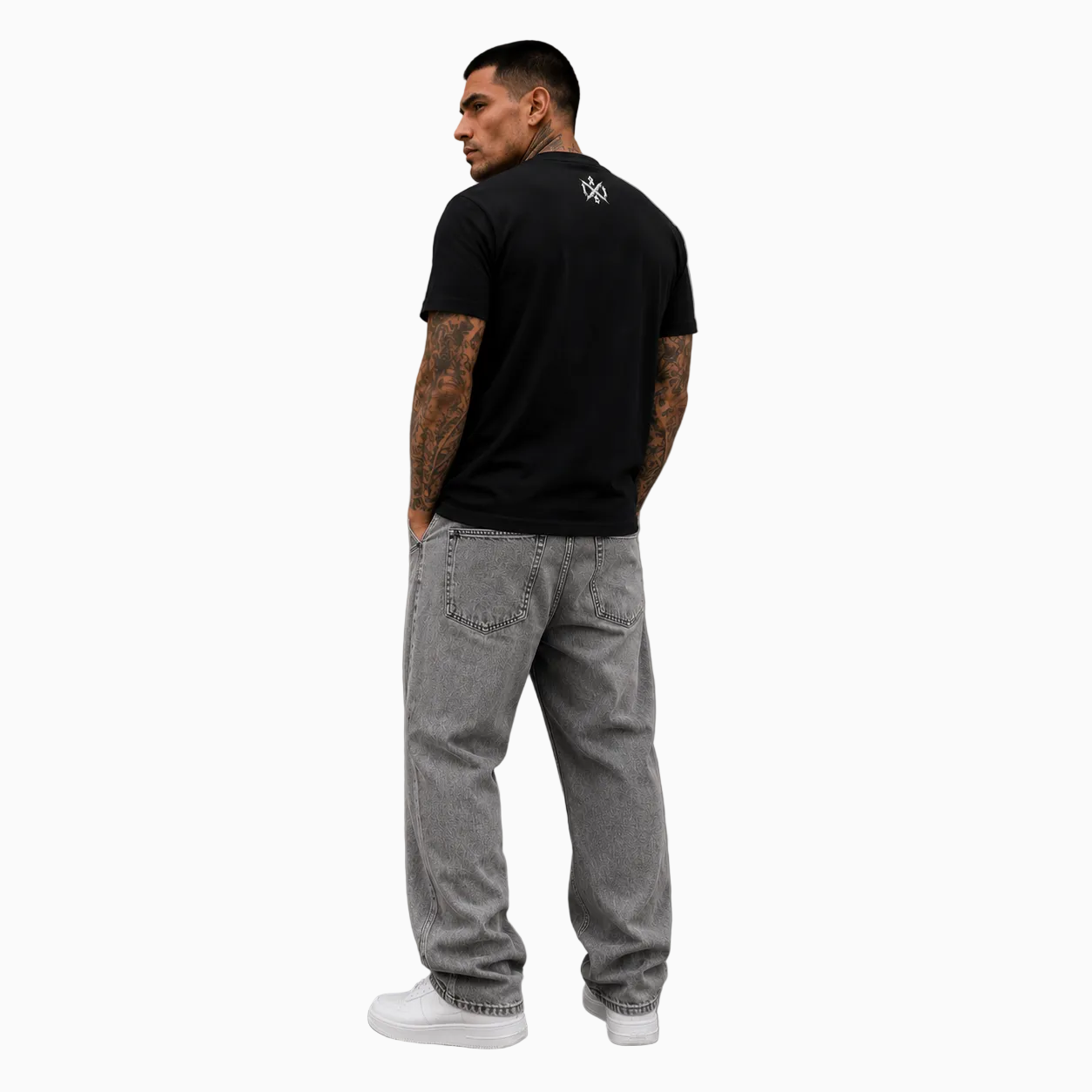 RU - AUTHORITY TEE BLACK